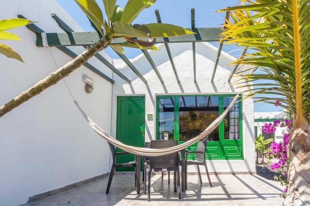 Bandama 14! 2 Bedroom Newly Renovated Bungalow, Los Pocillos, Puerto Del Carmen. Puerto del Carmen  Zewnętrze zdjęcie